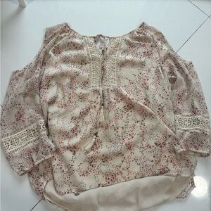 DR2 Cream and Pink Floral Blouse with Lace Accents